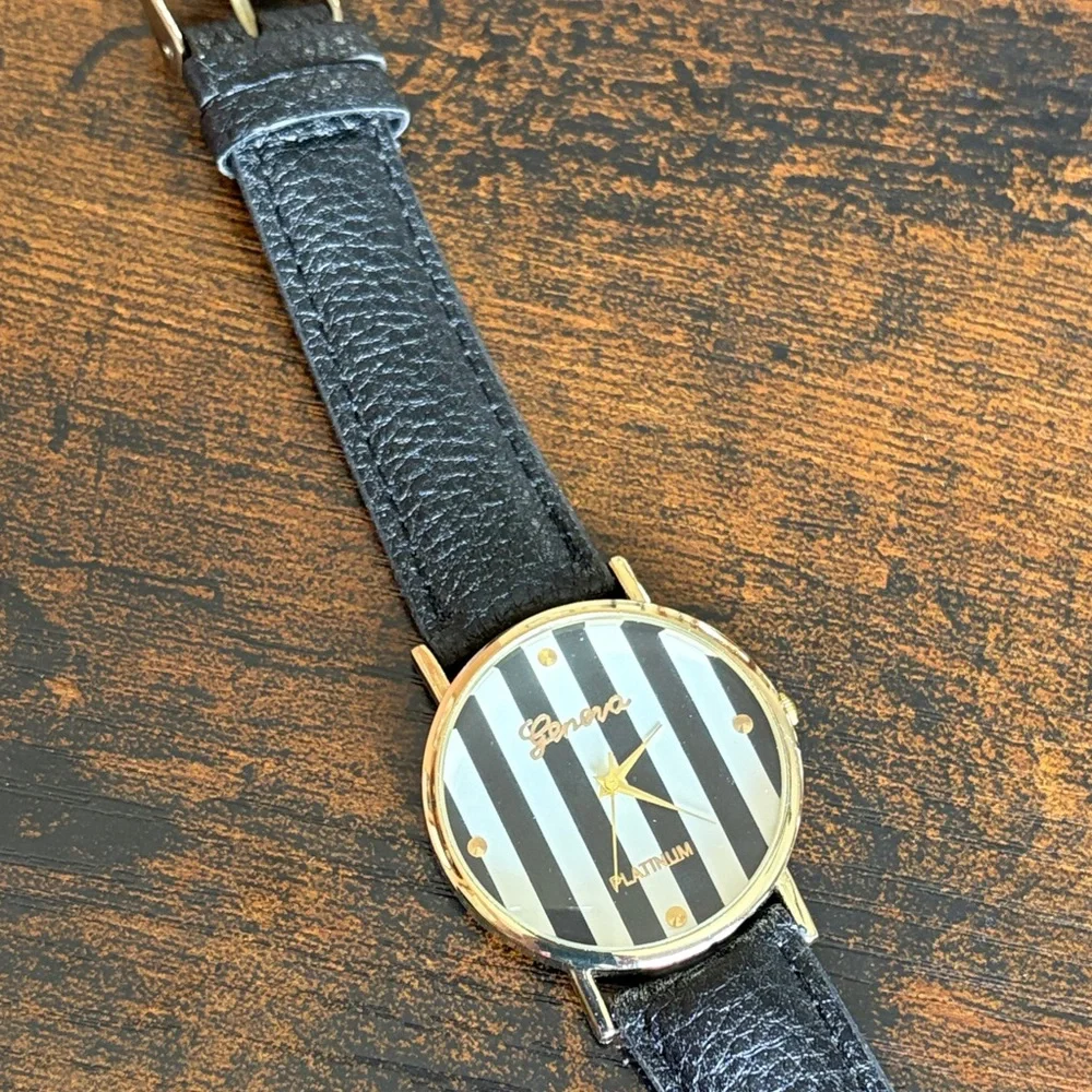 Francesca's Collections Black and Gold Striped Smartwatch